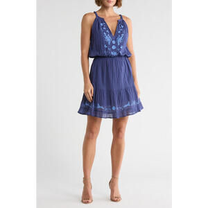 NWT! Area Stars Embroidered Dress in Navy Size Medium